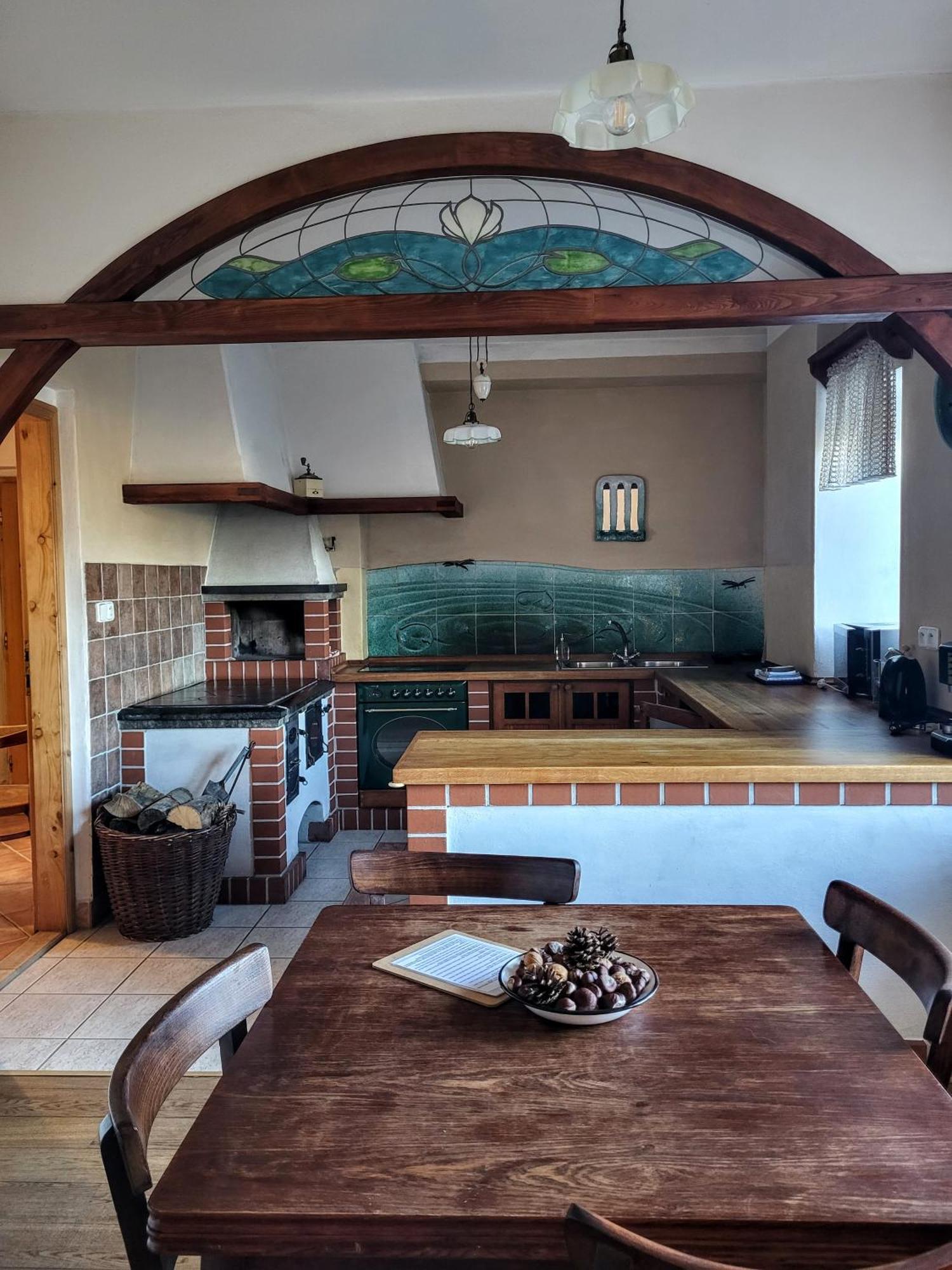 Apartmany Cerveny Dvur Chvalšiny Buitenkant foto